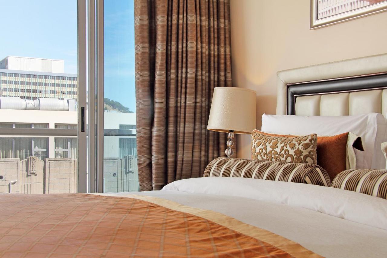 Taj Hotel Cape Town - Luxury 5 Star Suites - Very Spacious With Kitchenette, Lions Head Views מראה חיצוני תמונה