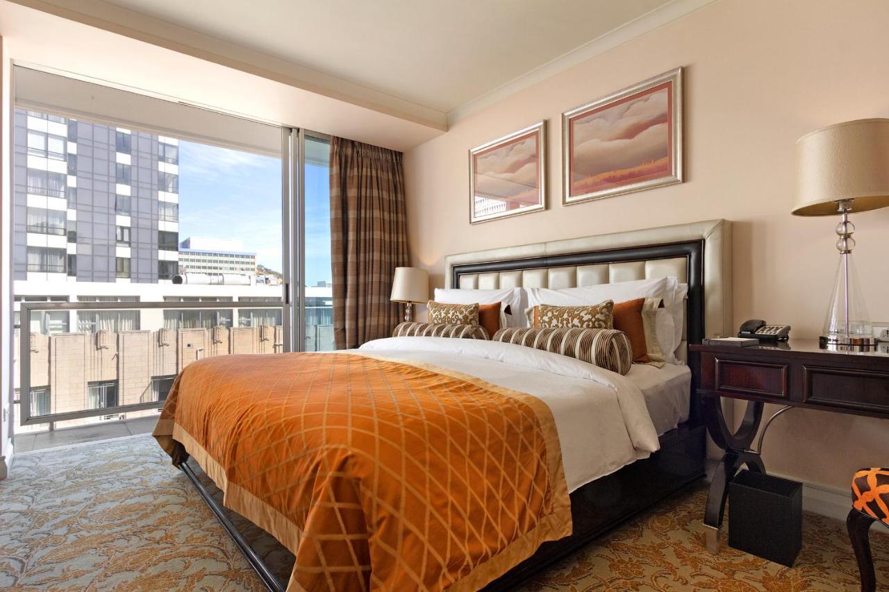 Taj Hotel Cape Town - Luxury 5 Star Suites - Very Spacious With Kitchenette, Lions Head Views מראה חיצוני תמונה