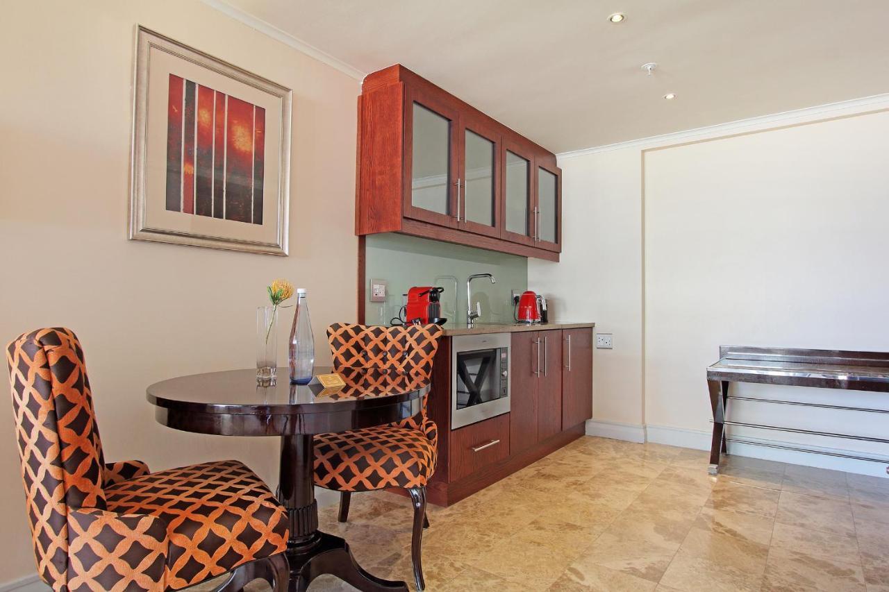 Taj Hotel Cape Town - Luxury 5 Star Suites - Very Spacious With Kitchenette, Lions Head Views מראה חיצוני תמונה